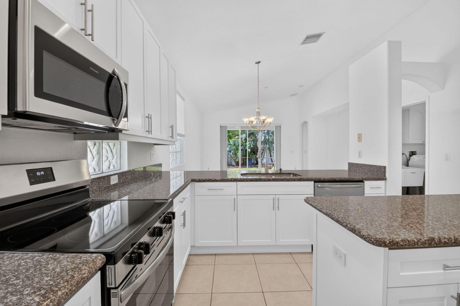 8107 Bellafiore Way, Boynton Beach, FL 33472 Photo