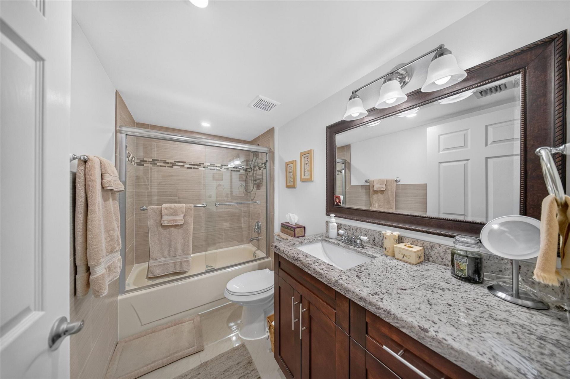 1719 Whitehall Drive, Unit 303, Davie, FL 33324 Photo