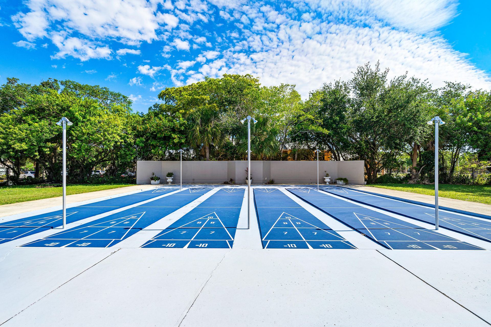 315 Circle Drive S, Unit 201, Boynton Beach, FL 33435 Photo