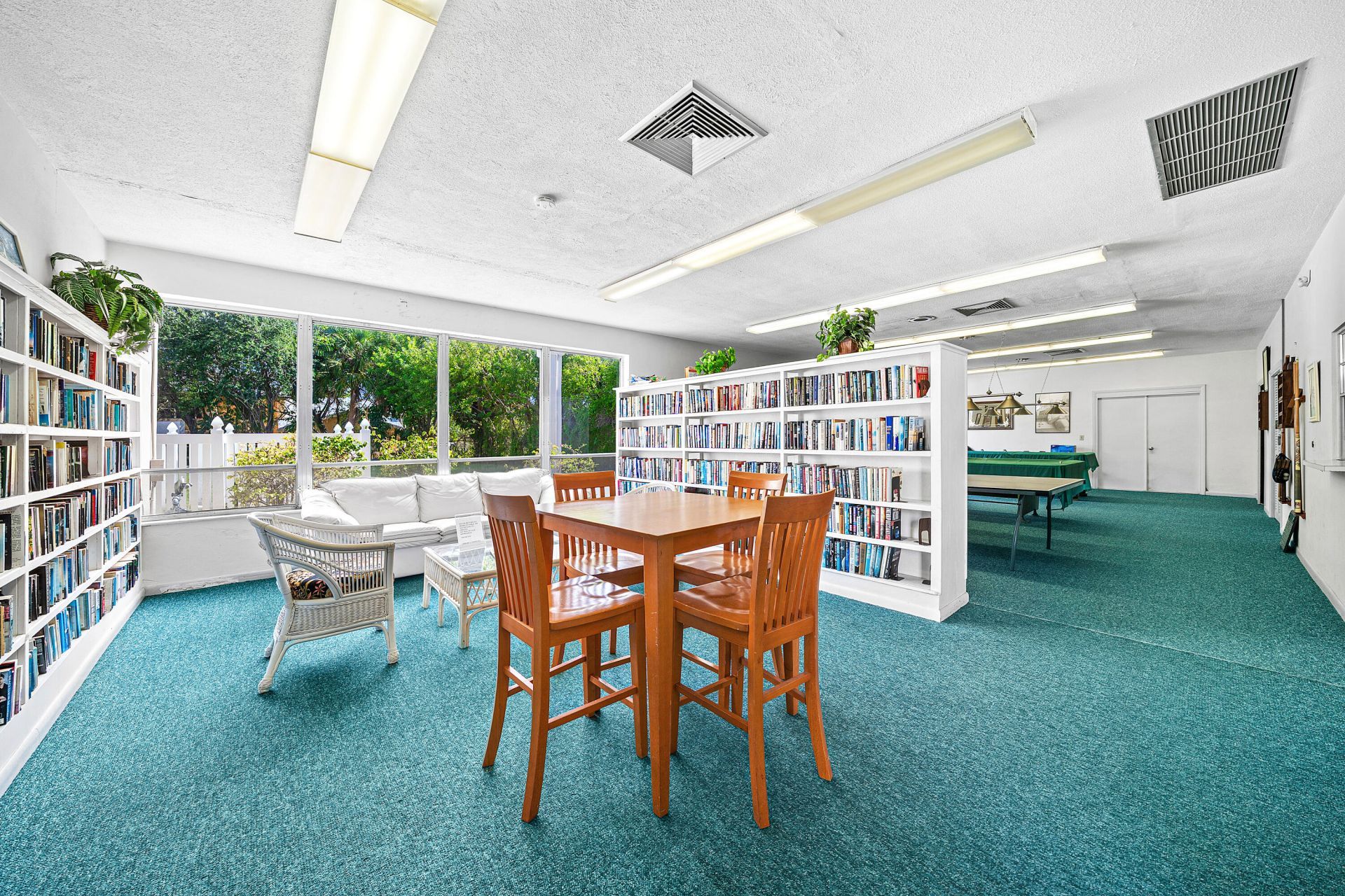 315 Circle Drive S, Unit 201, Boynton Beach, FL 33435 Photo