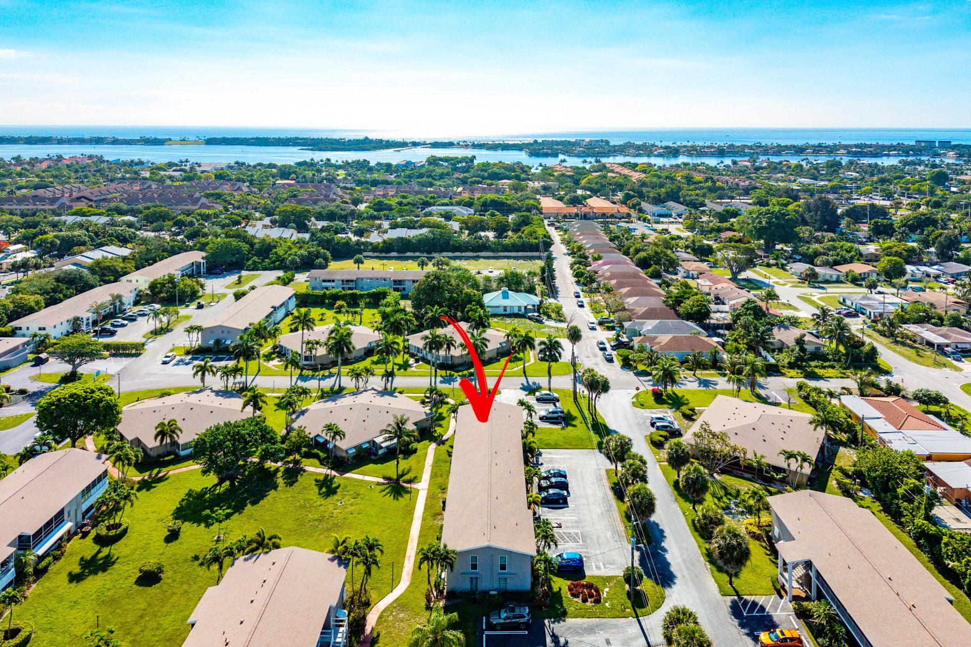 315 Circle Drive S, Unit 201, Boynton Beach, FL 33435 Photo