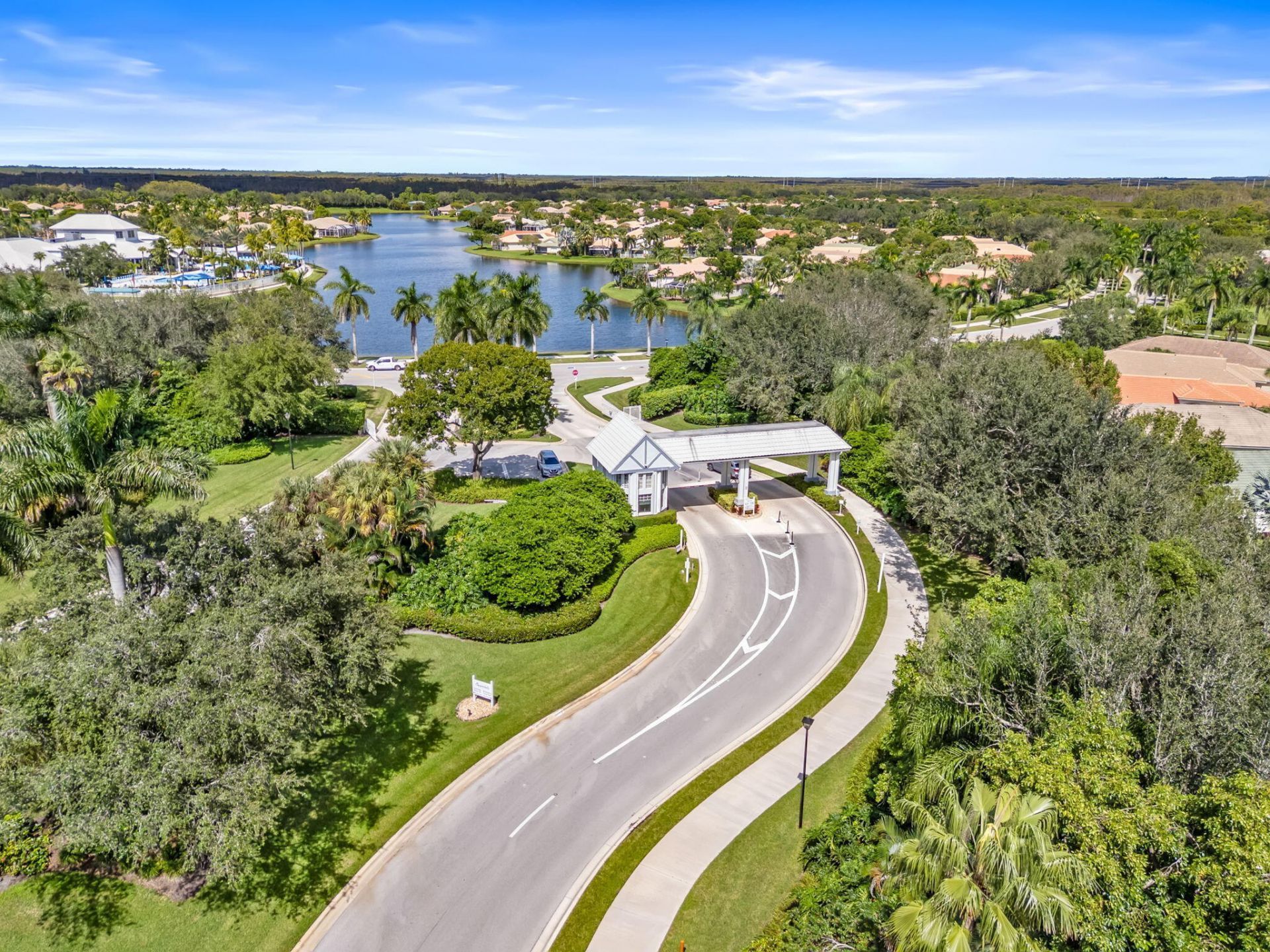 9139 Bay Harbour Circle, West Palm Beach, FL 33411 Photo