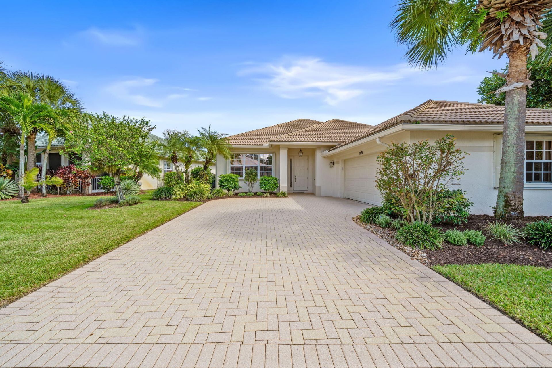 9139 Bay Harbour Circle, West Palm Beach, FL 33411 Photo