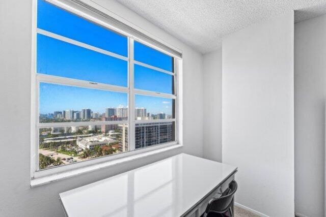 1980 S Ocean Drive, Unit 18Q, Hallandale Beach, FL 33009 Photo