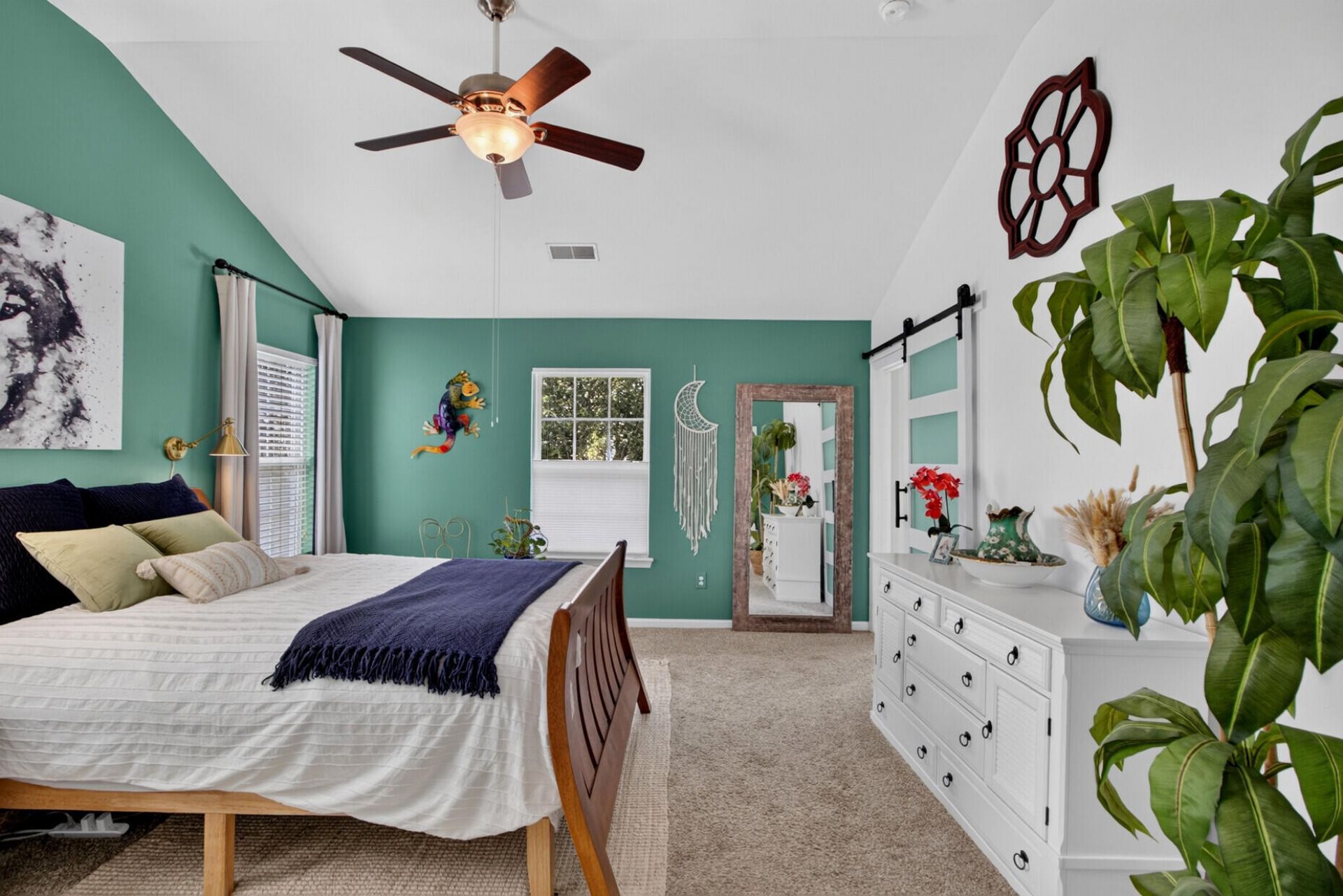 1514 Royal Colony Road Photo 24