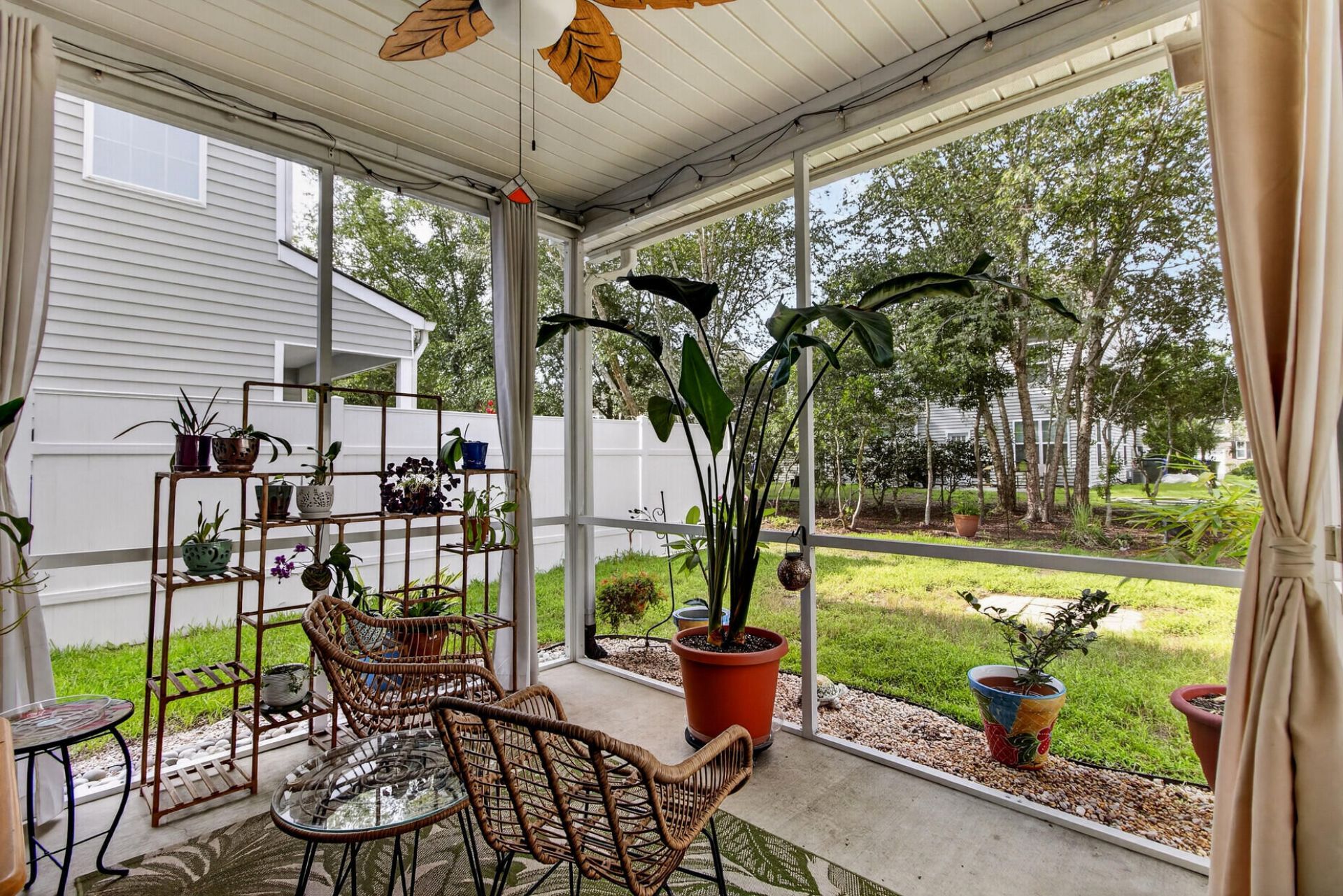 1514 Royal Colony Road Photo 29
