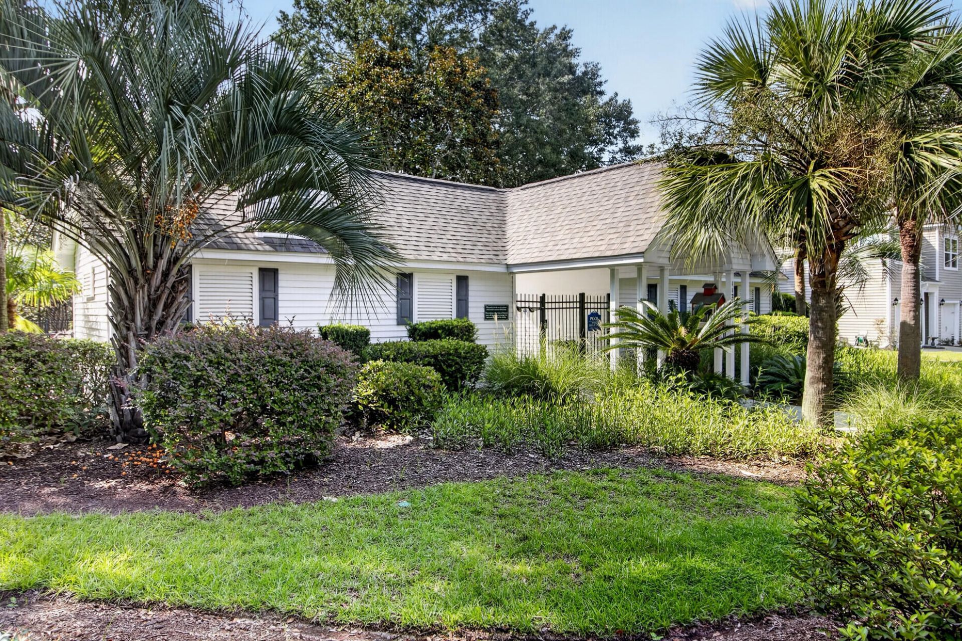 1514 Royal Colony Road Photo 34
