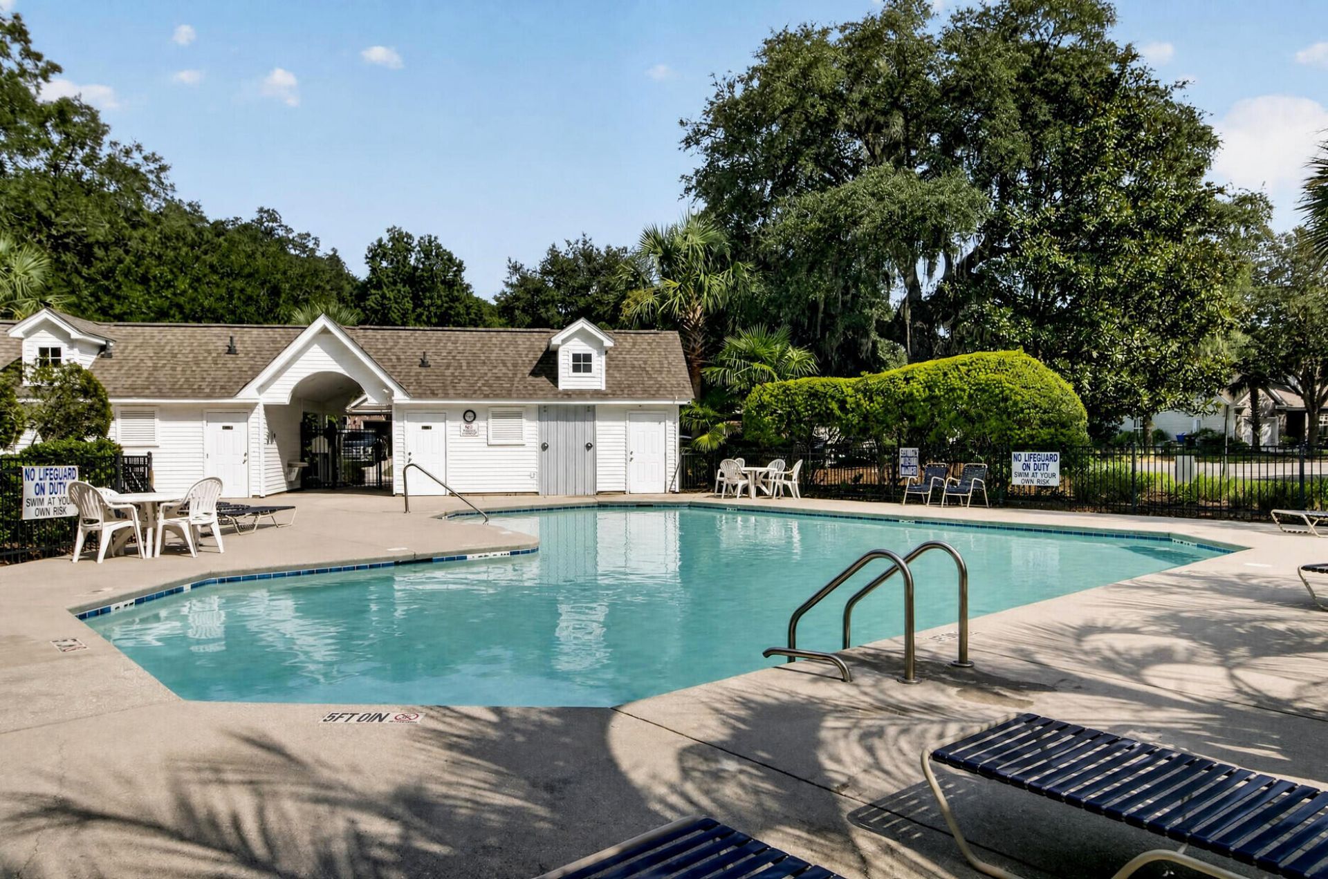 1514 Royal Colony Road Photo 35