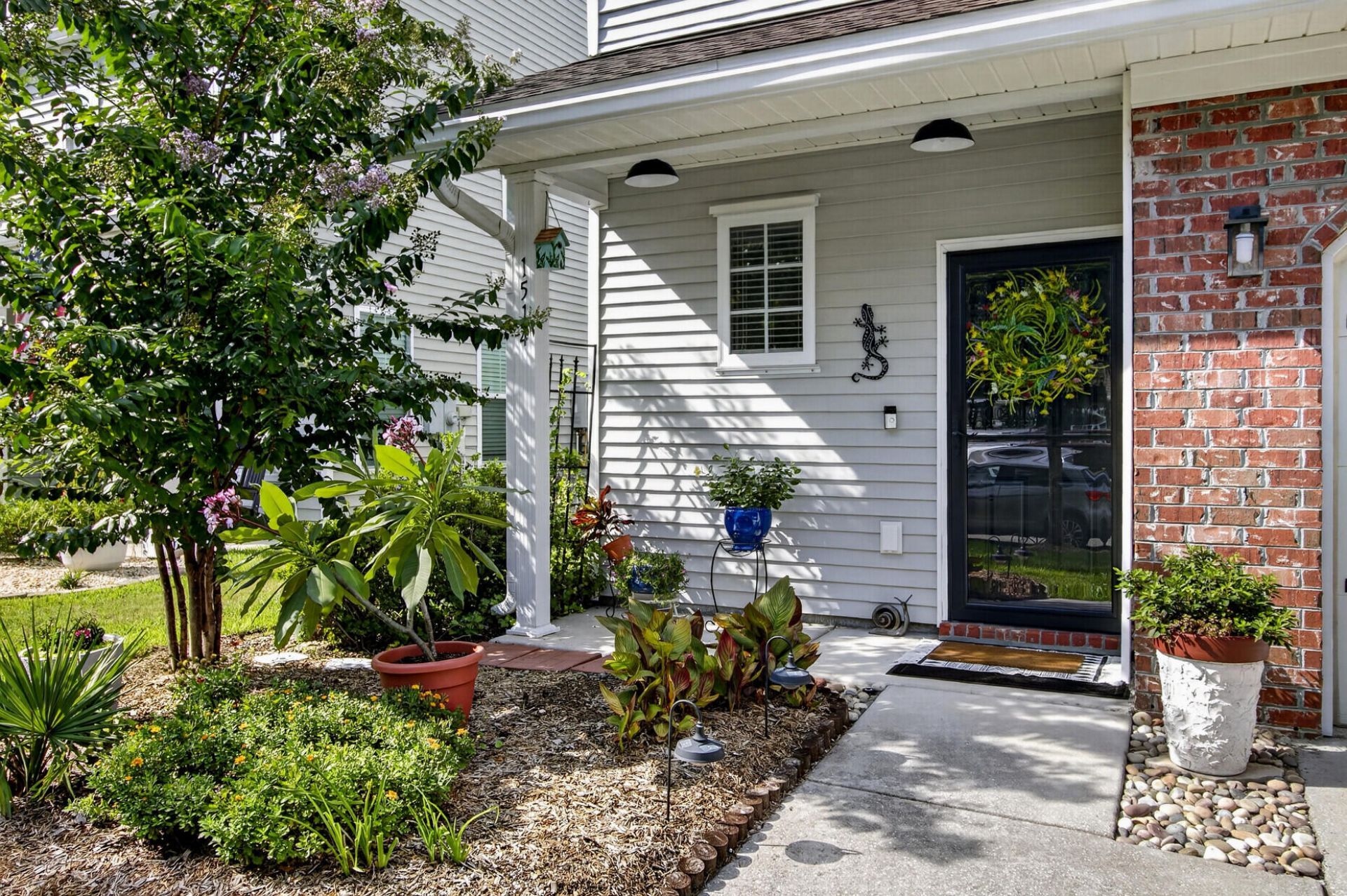 1514 Royal Colony Road Photo 4