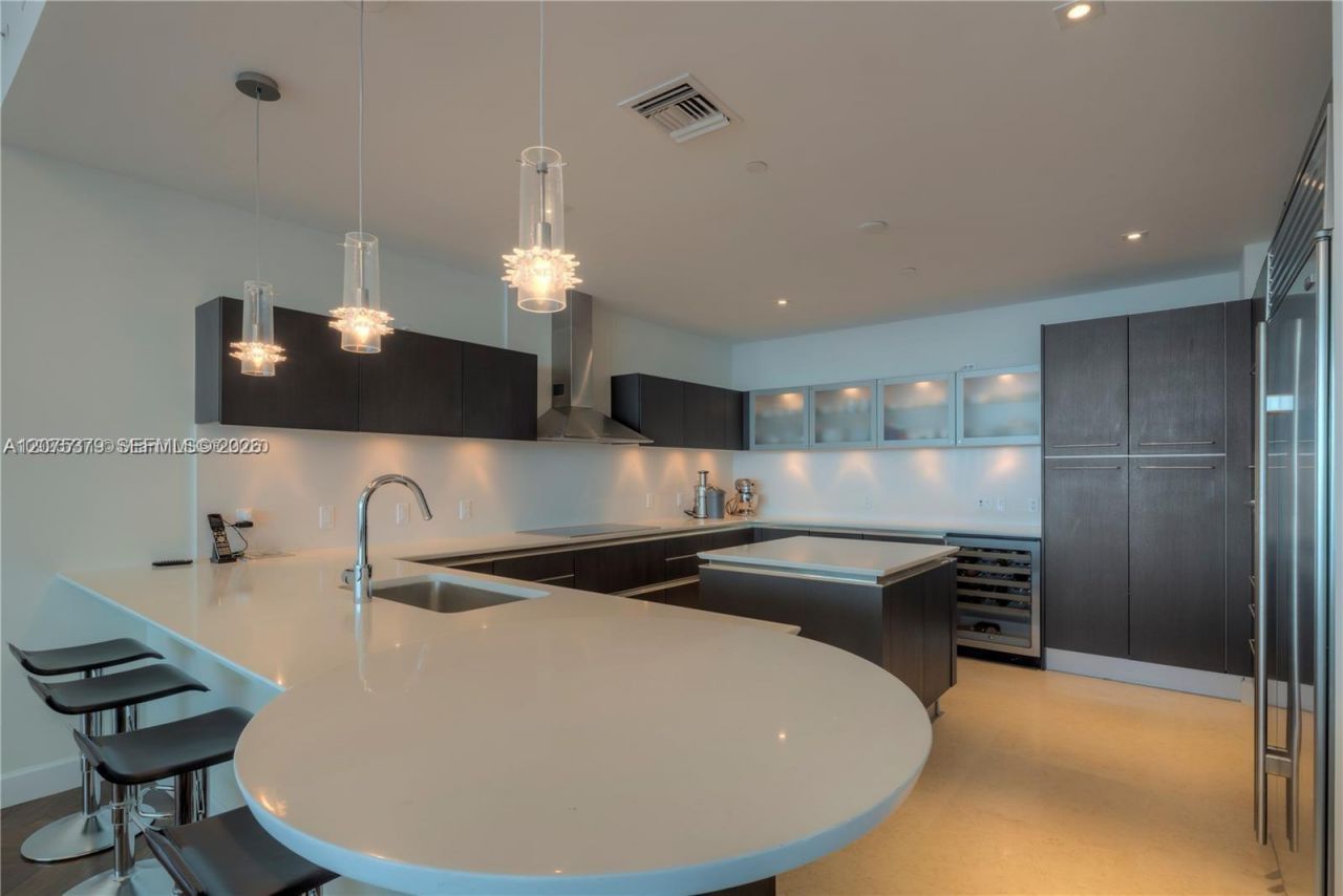 17001 Collins Ave , Unit 4301, Sunny Isles Beach, FL 33160 Photo