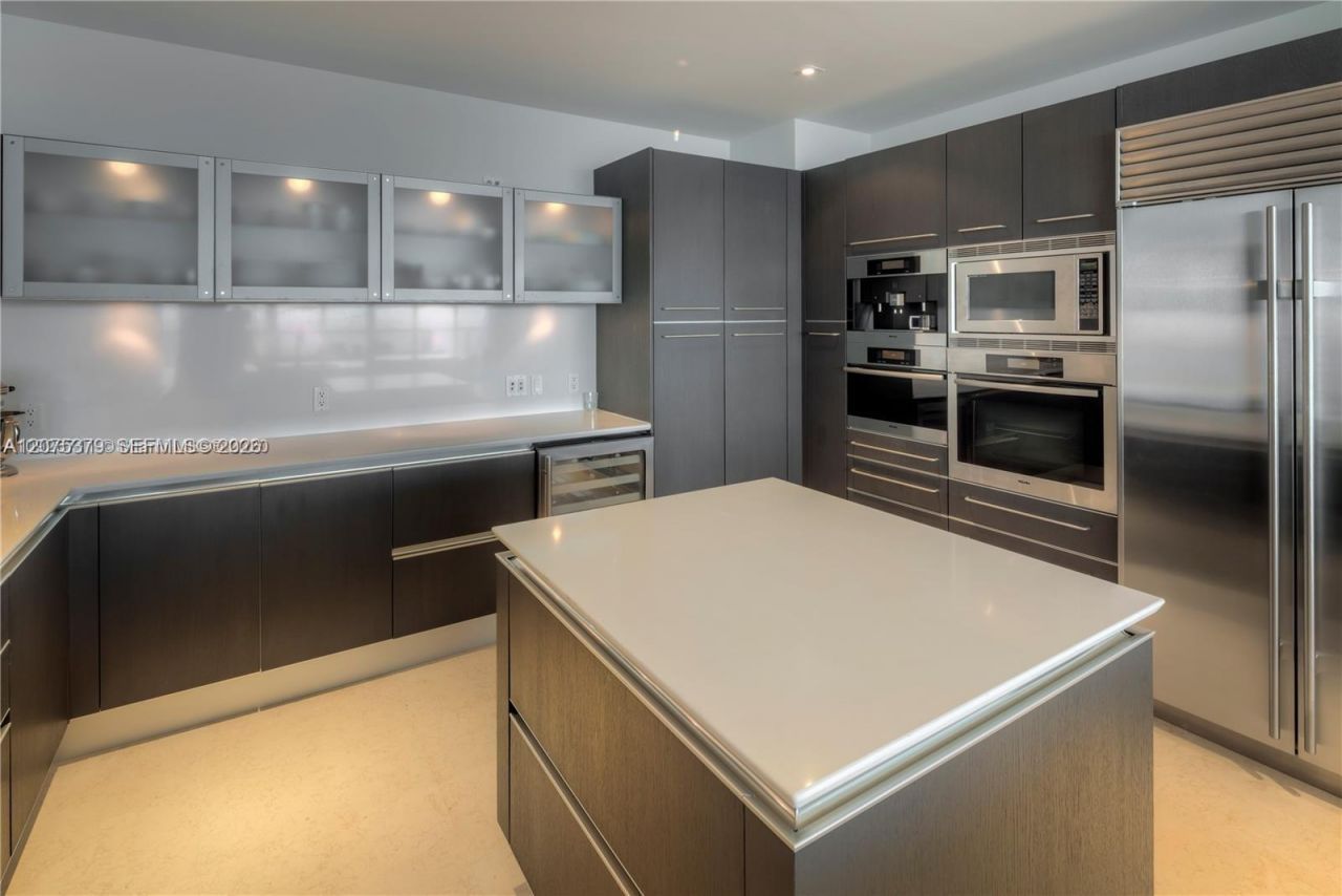 17001 Collins Ave , Unit 4301, Sunny Isles Beach, FL 33160 Photo