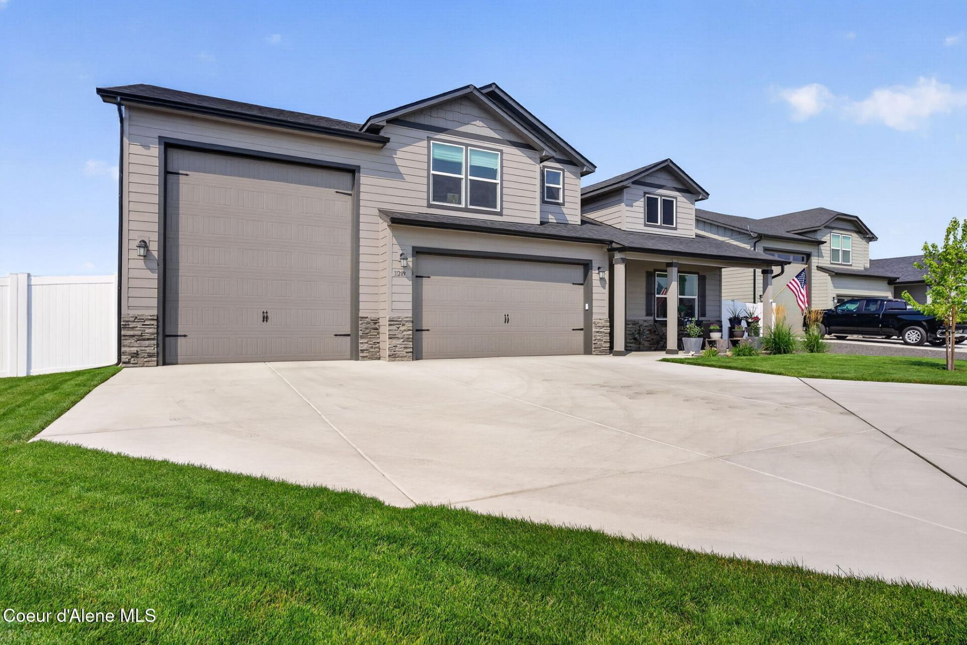 11289 N Simmons LN  primary photo