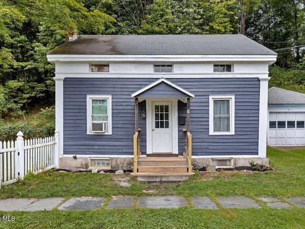 7 N Union Street, Cambridge, NY 12816