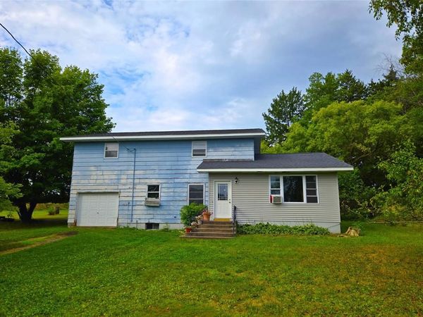 39 5th Avenue, Clayton, WI 54004