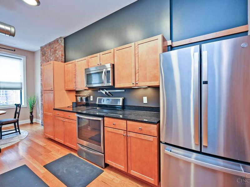 1432 Race Street, Unit 210, Cincinnati, OH 45202 Photo 8