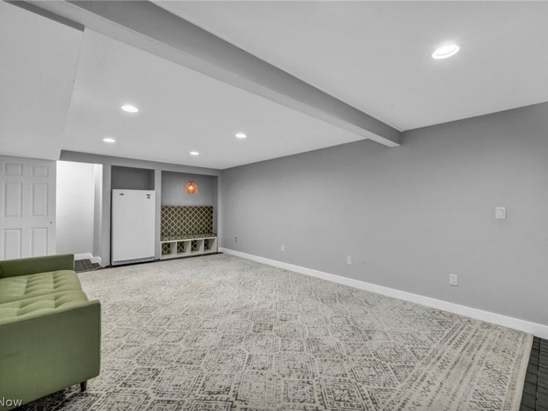 18446 Drake Road , Strongsville, OH 44136 Photo 40