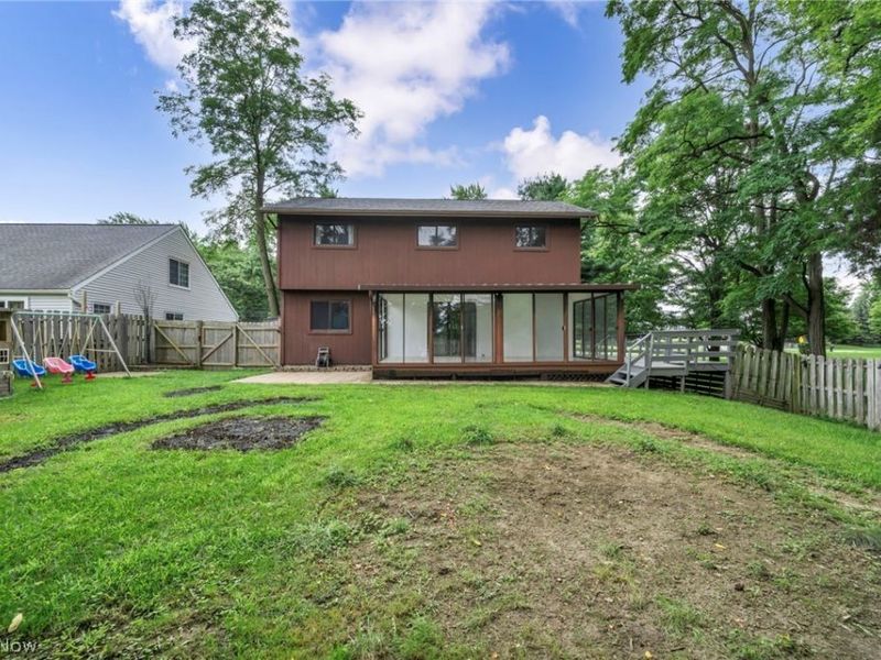 18446 Drake Road , Strongsville, OH 44136 Photo 49