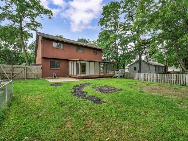 18446 Drake Road , Strongsville, OH 44136 Photo 50