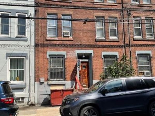 11 S 43 STREET, PHILADELPHIA, PA 19104