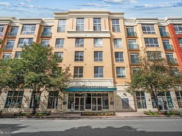 2200 N WESTMORELAND STREET , Unit 327, ARLINGTON, VA 22213