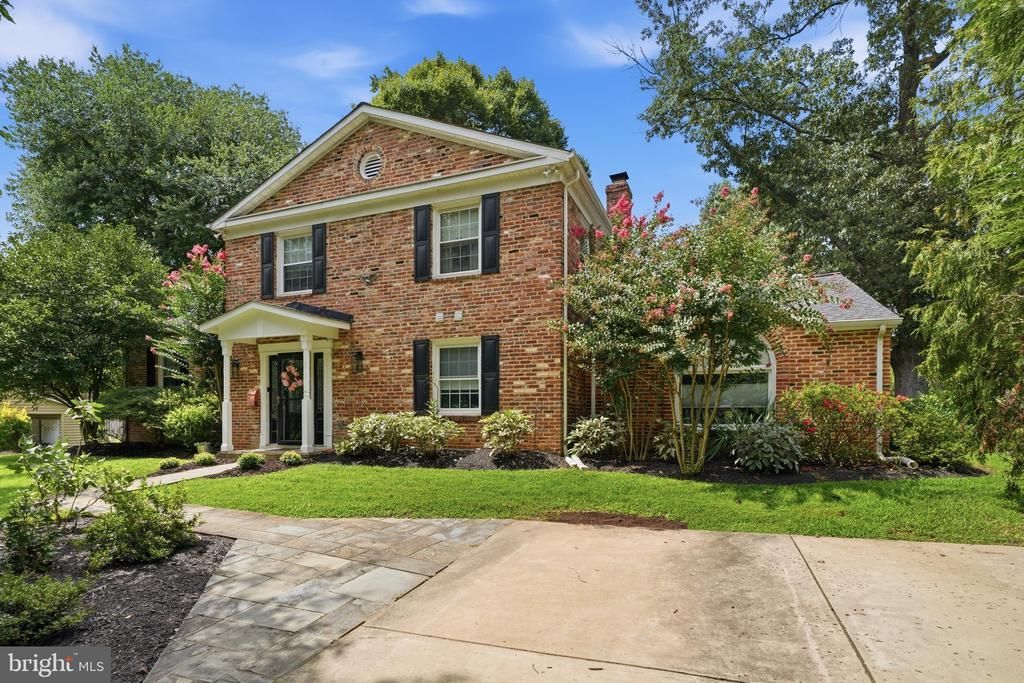 9912 HARROGATE ROAD , BETHESDA, MD 20817