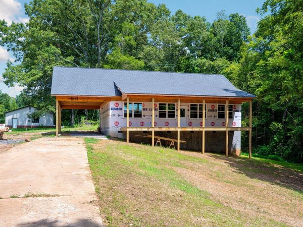2350 Parksville Road , Benton, TN 37307