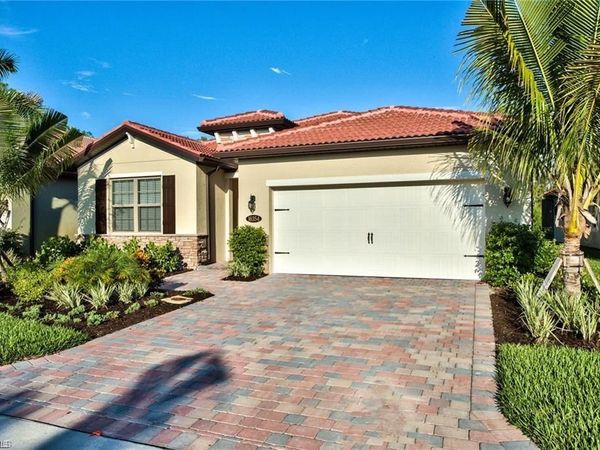 16354 Barclay CT , NAPLES, FL 34110