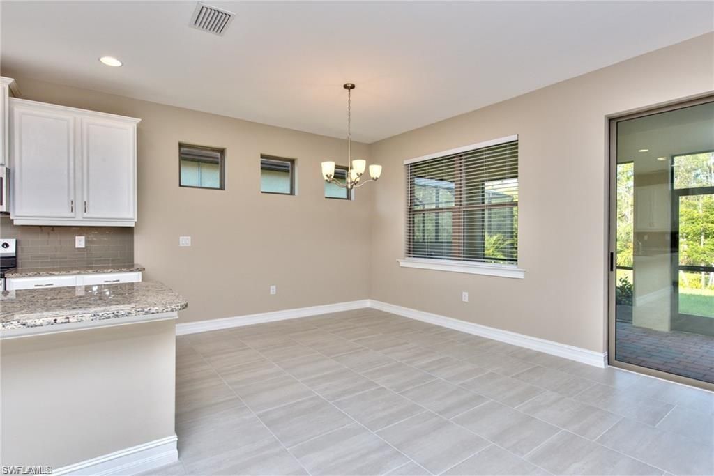 16354 Barclay Ct , Naples, FL 34110 Photo