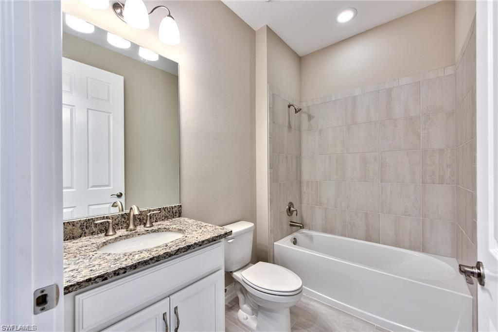 16354 Barclay Ct , Naples, FL 34110 Photo