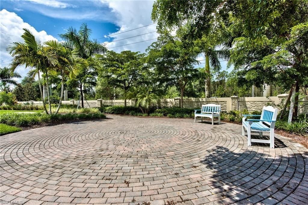 16354 Barclay Ct , Naples, FL 34110 Photo