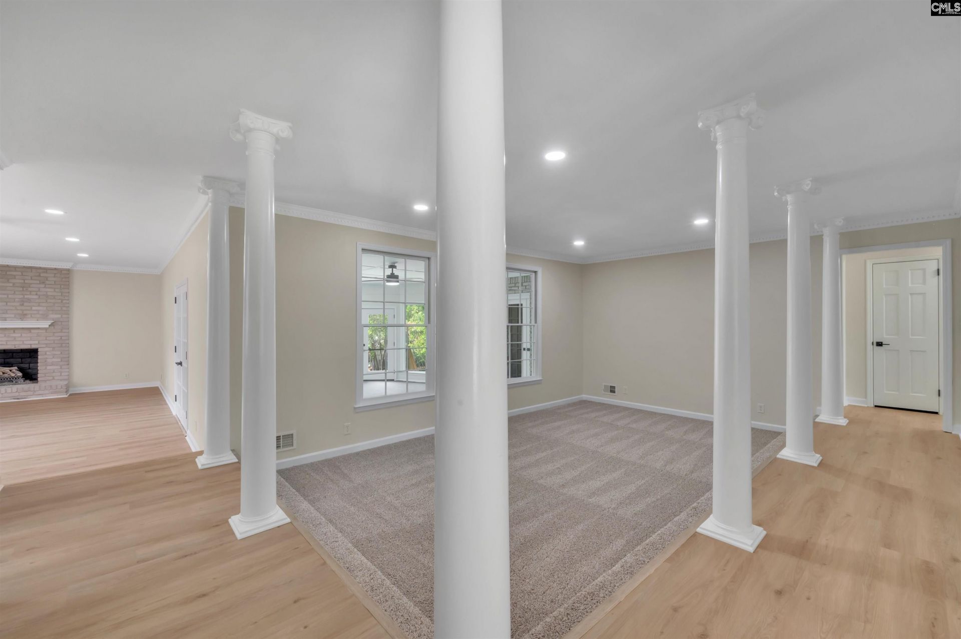 108 Park Shore Drive W Photo 10