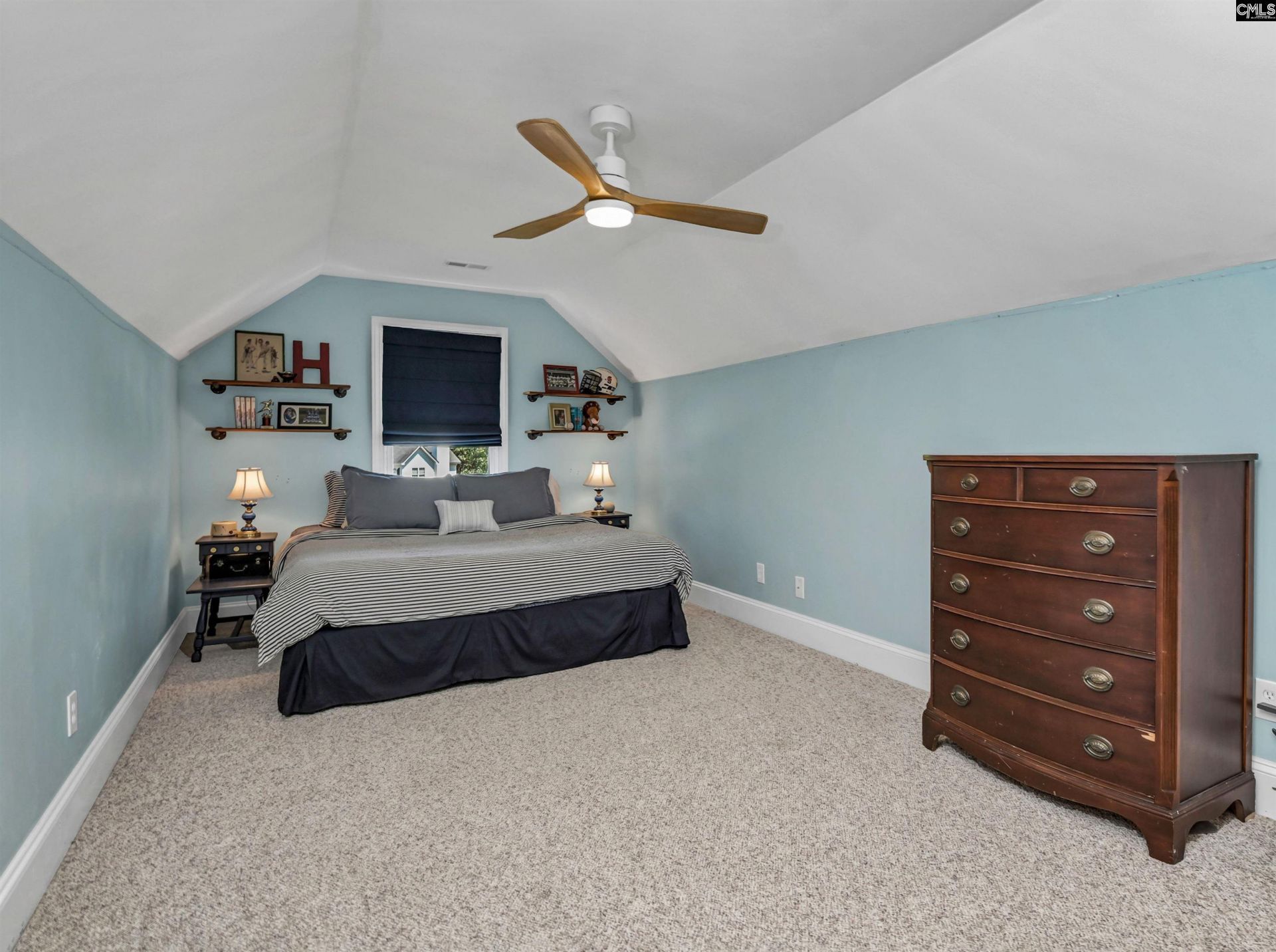 521 Harbour Place Court Photo 32