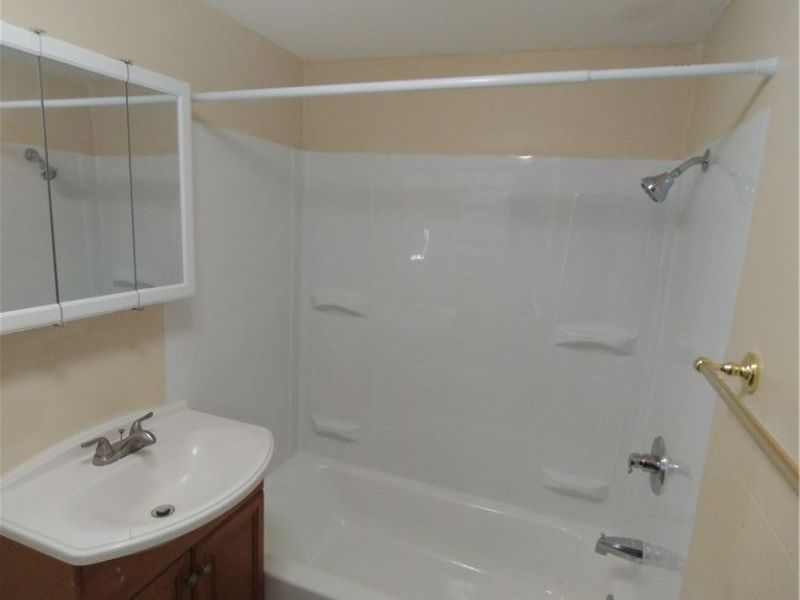 329 SE Charles Avenue, Warren, OH 44410 Photo 10