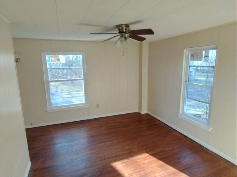 329 SE Charles Avenue, Warren, OH 44410 Photo 17