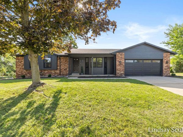 5719 Bentbrook Drive SE, Kentwood, MI 49508
