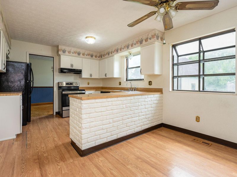 4131 Spring Flower Court, Columbus, OH 43230 Photo 12
