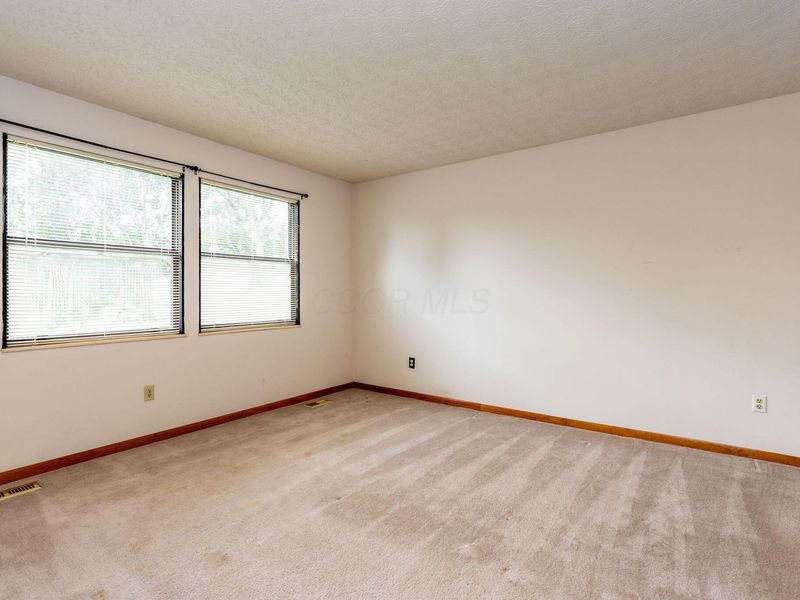 4131 Spring Flower Court, Columbus, OH 43230 Photo 18