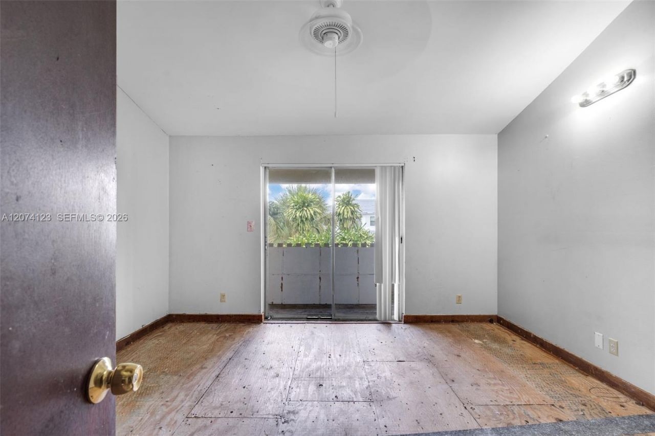 3711 Riverside Dr , Coral Springs, FL 33065 Photo