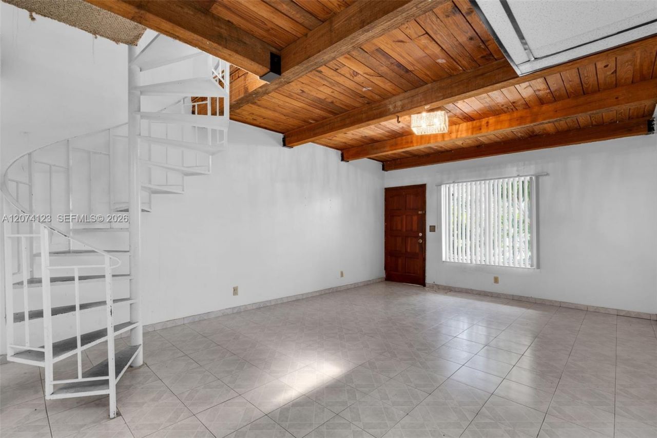 3711 Riverside Dr , Coral Springs, FL 33065 Photo
