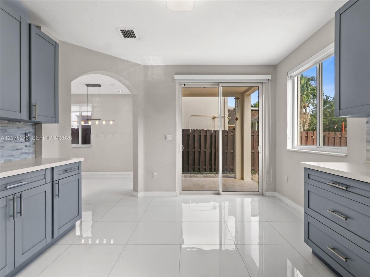 15392 SW 25th Ter , Miami, FL 33185 Photo