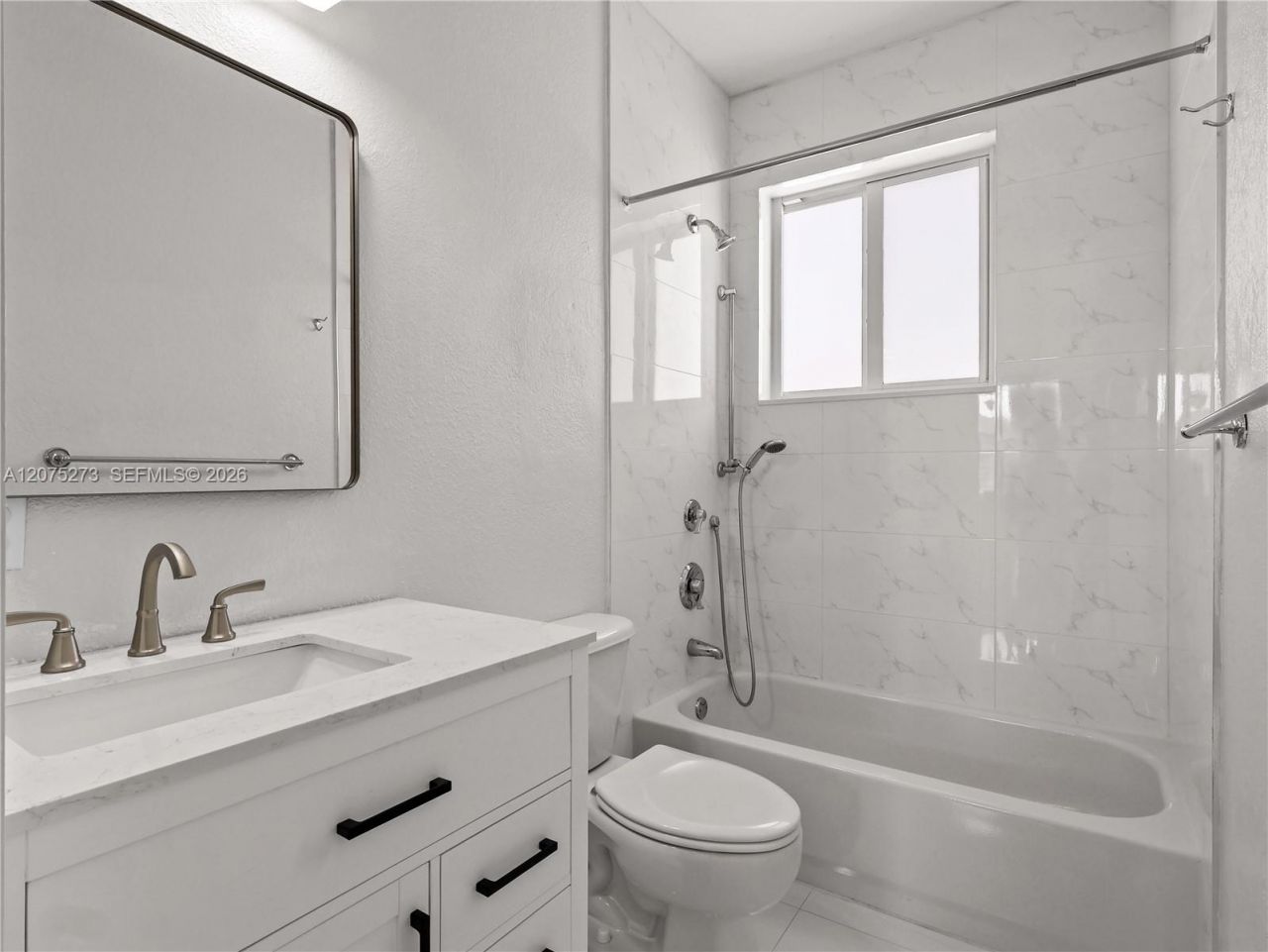 15392 SW 25th Ter , Miami, FL 33185 Photo