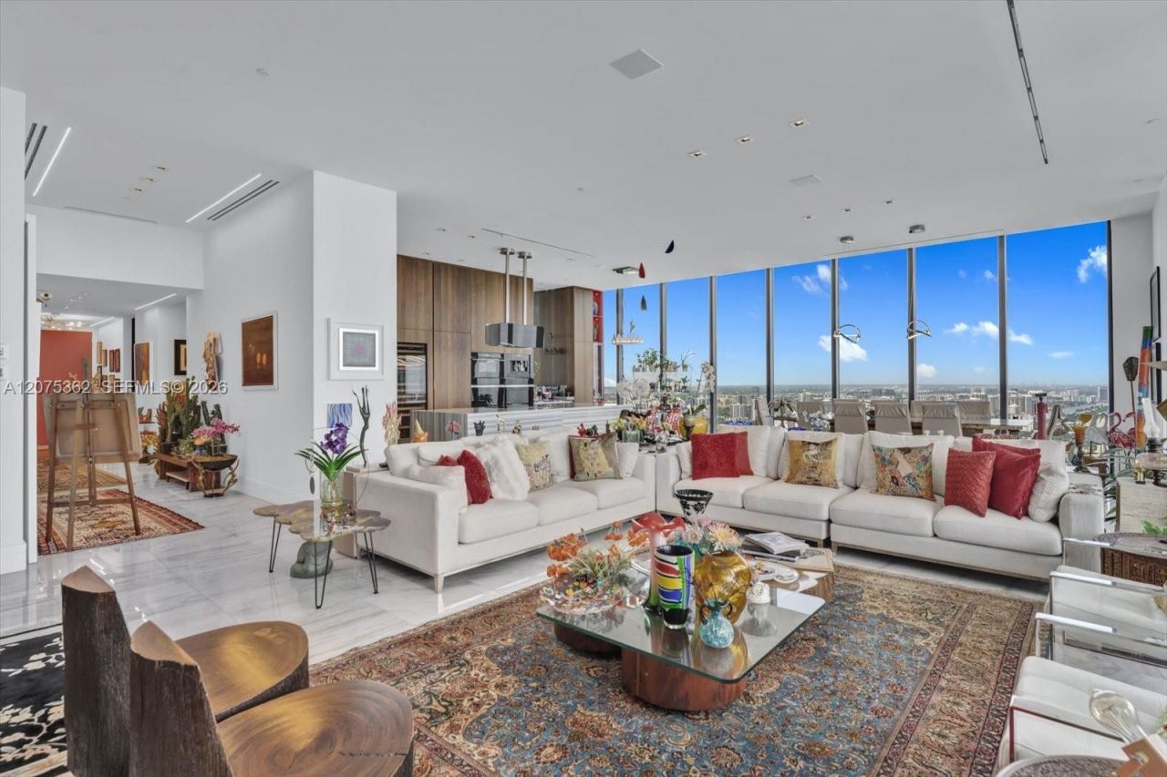 17141 Collins Ave , Unit 4201, Sunny Isles Beach, FL 33160 Photo
