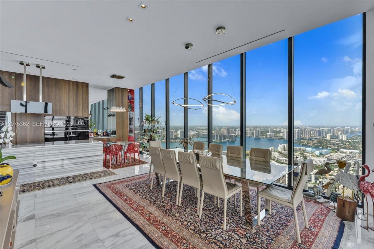17141 Collins Ave , Unit 4201, Sunny Isles Beach, FL 33160 Photo