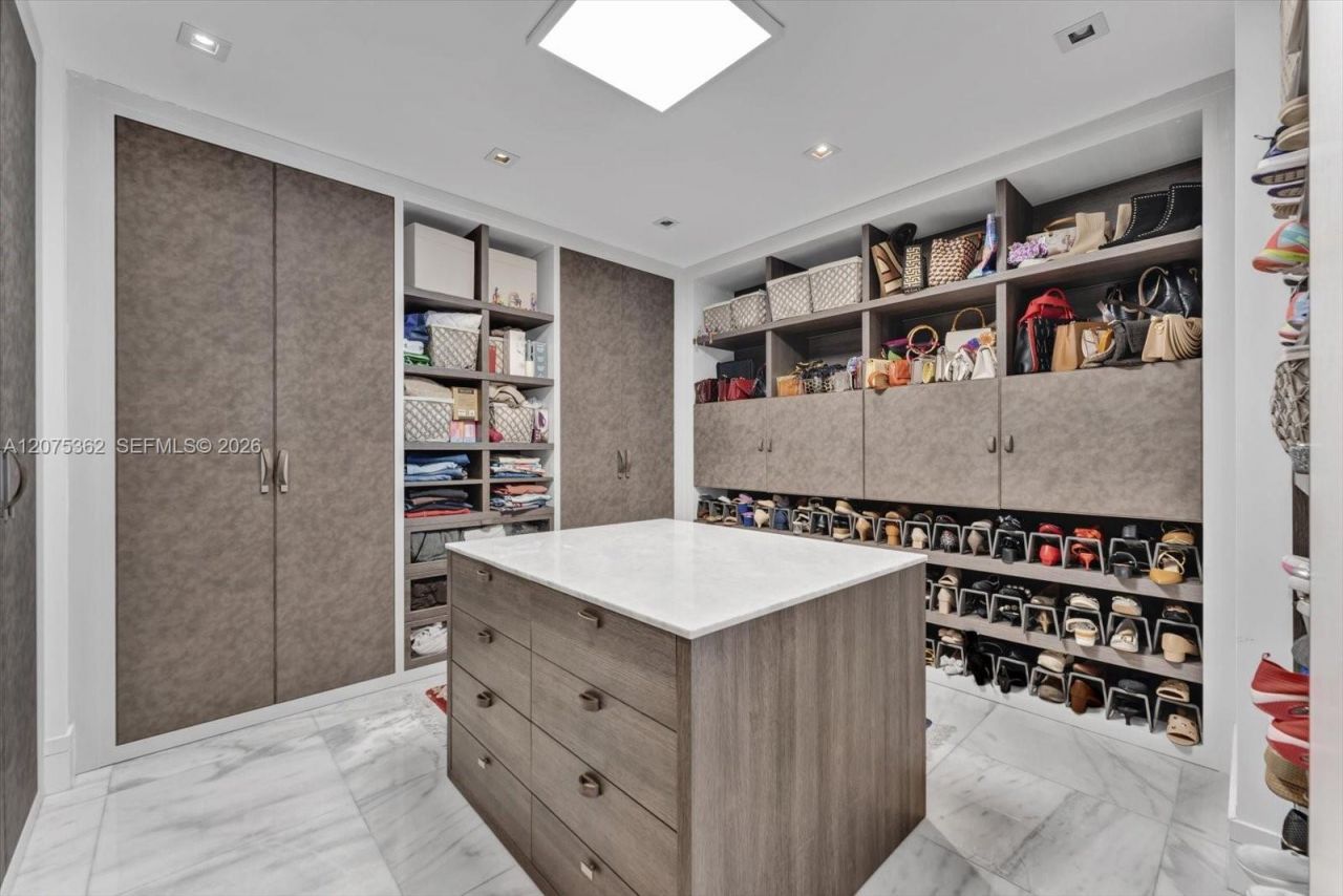 17141 Collins Ave , Unit 4201, Sunny Isles Beach, FL 33160 Photo