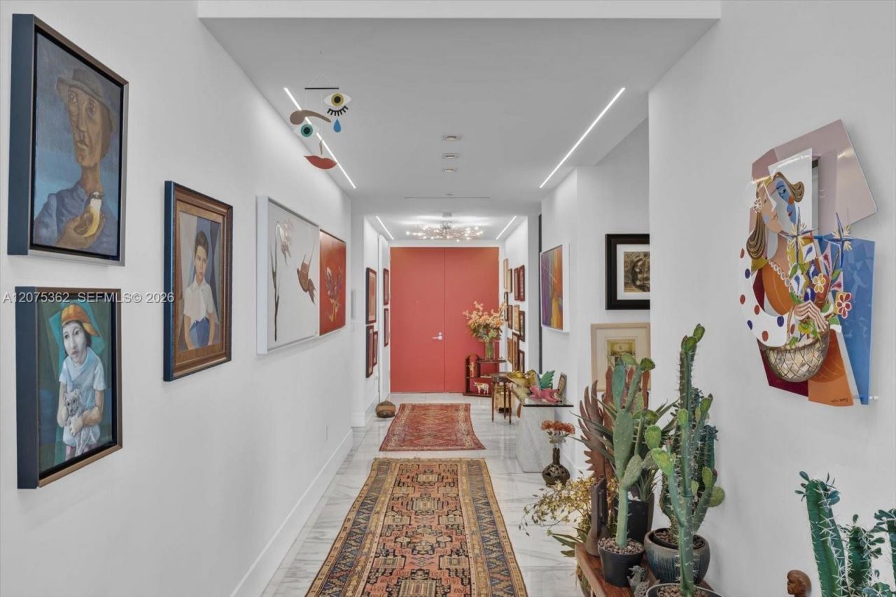 17141 Collins Ave , Unit 4201, Sunny Isles Beach, FL 33160 Photo