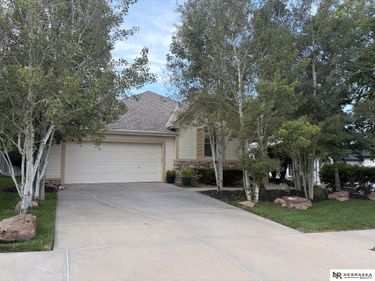 14866 Ogden Street, Omaha, NE 68116