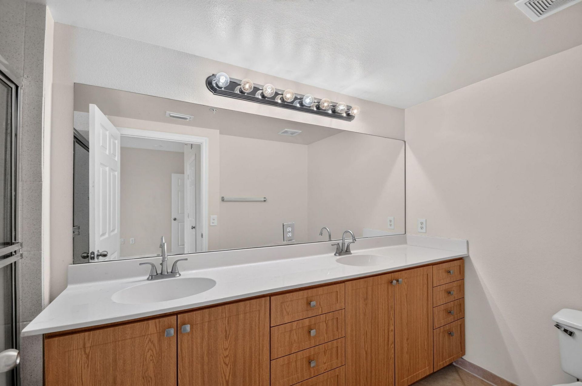 6370 Emerald Dunes Drive, Unit 203, West Palm Beach, FL 33411 Photo