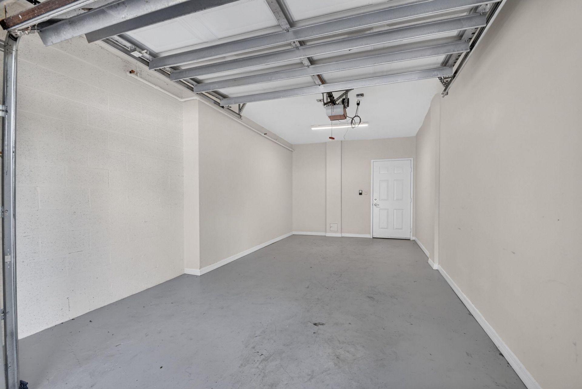 6370 Emerald Dunes Drive, Unit 203, West Palm Beach, FL 33411 Photo