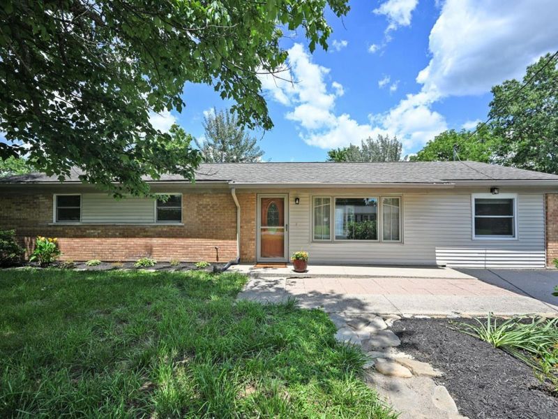 1102 Heatherstone Way, Miami Township, OH 45150 Photo 1