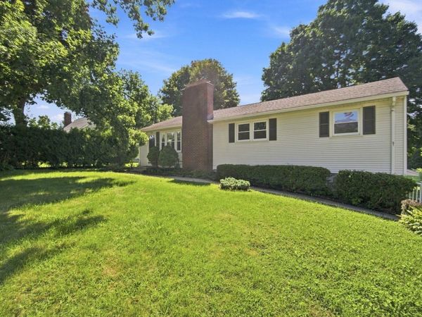 218 Maple St, East Longmeadow, MA 01028